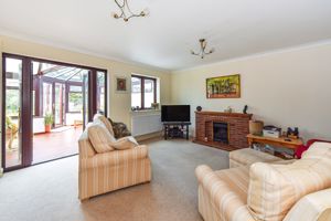 Lounge- click for photo gallery